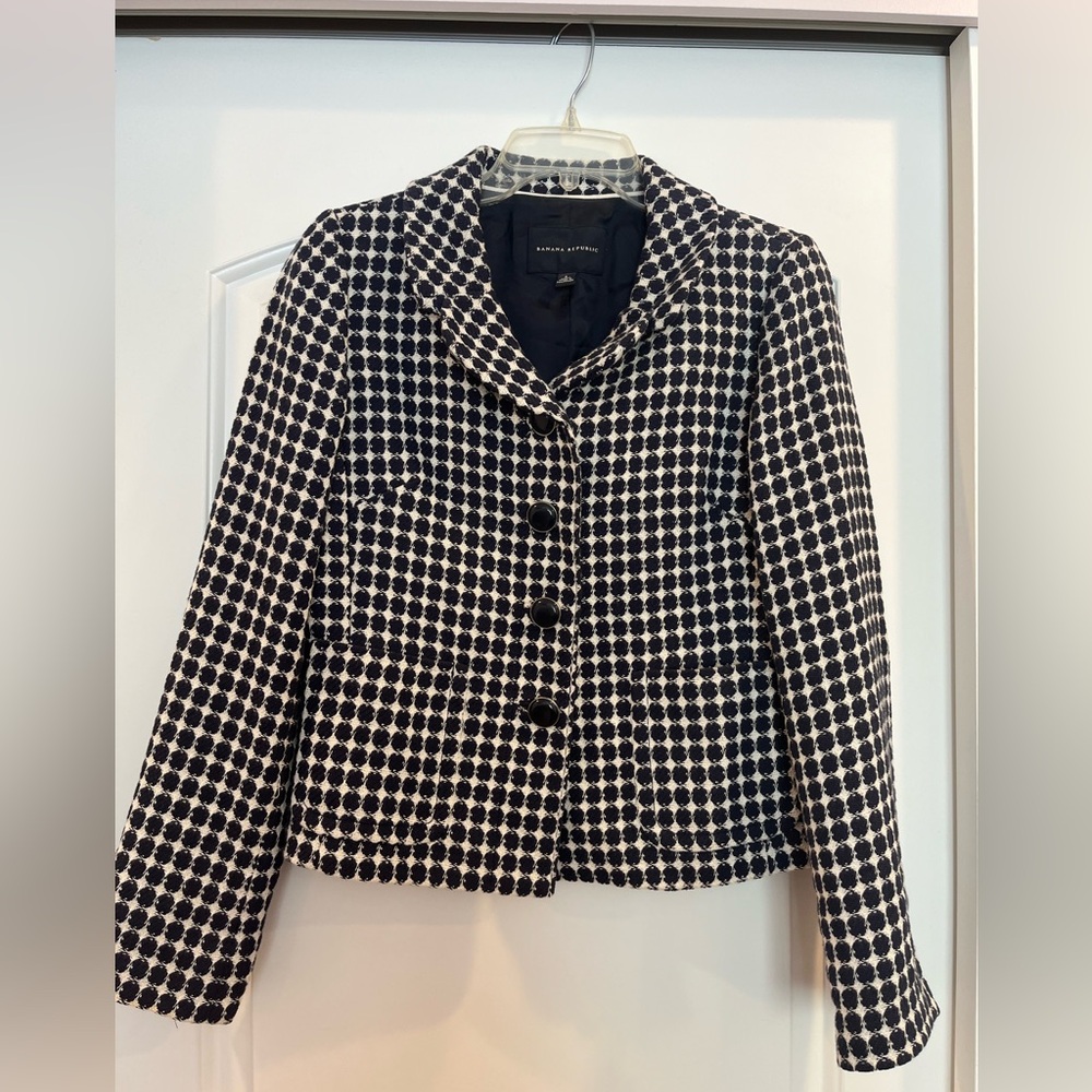 Banana republic blazer, navy with white polka dots. Excellent condition.